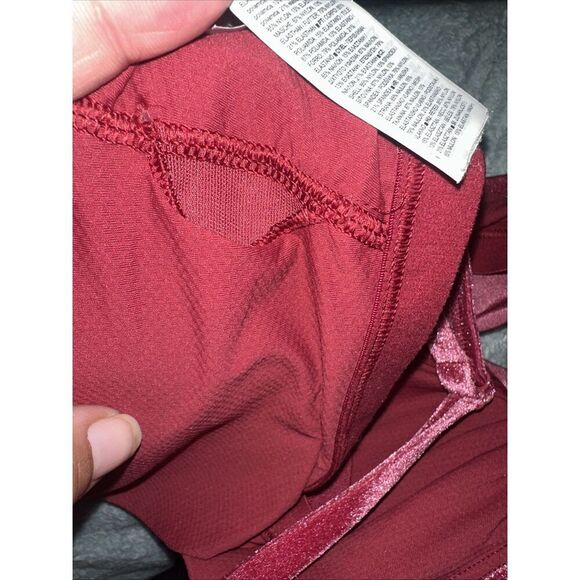 Athleta Elation V-Neck Velvet Crop Workout Top S Crushed Pink Adjustable Strap - Picture 4 of 4
